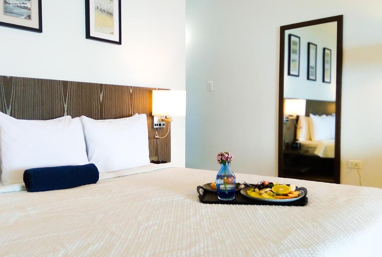 Trade Winds Hotel 딕킨슨 베이 외부 사진