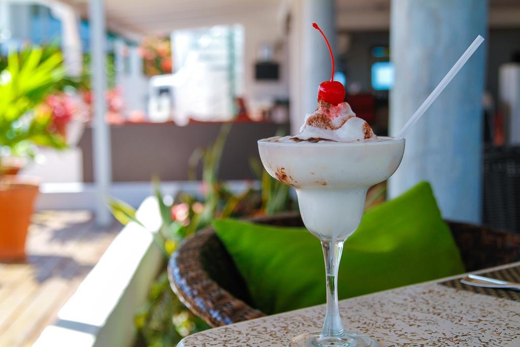 Trade Winds Hotel 딕킨슨 베이 외부 사진